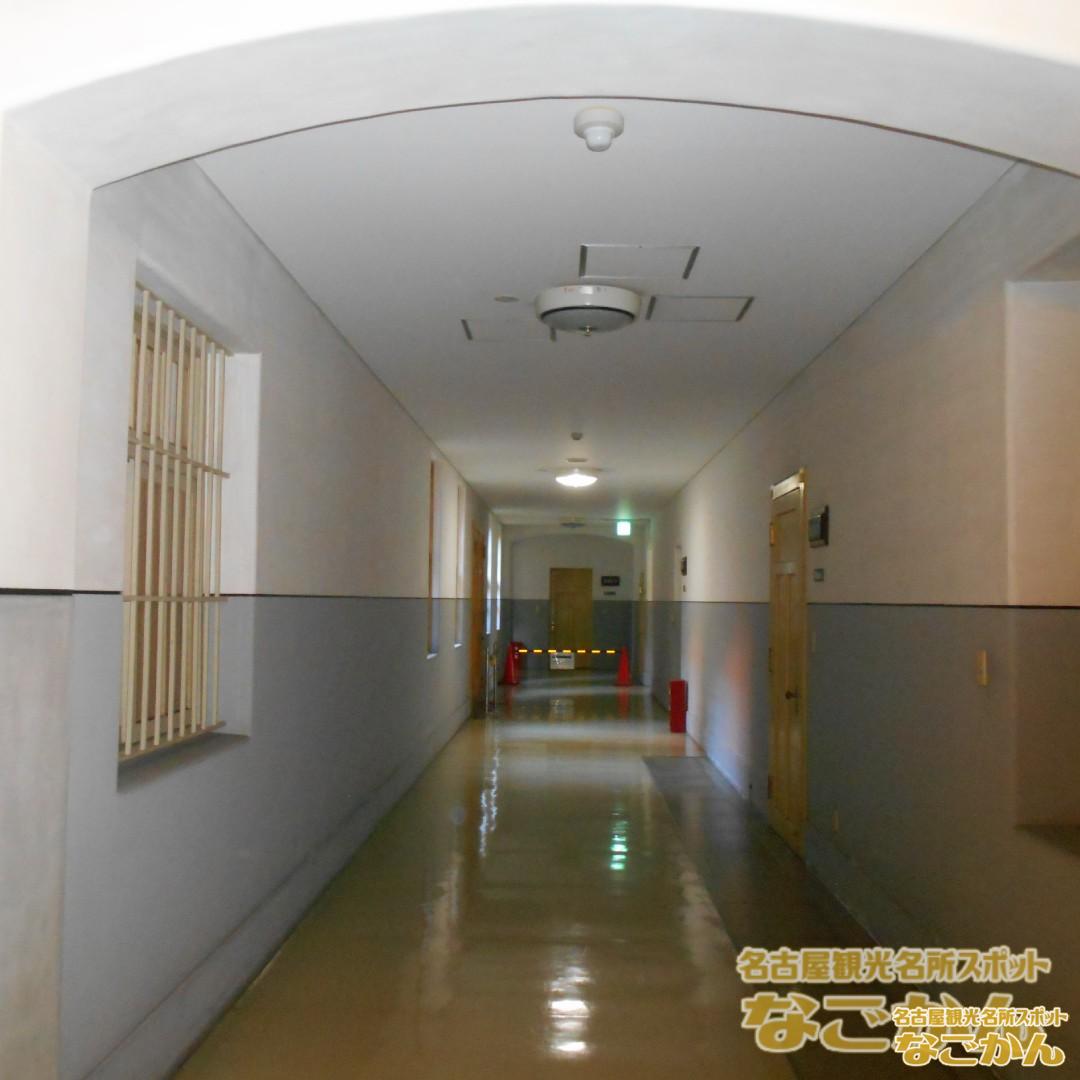 名古屋市市政資料館通路